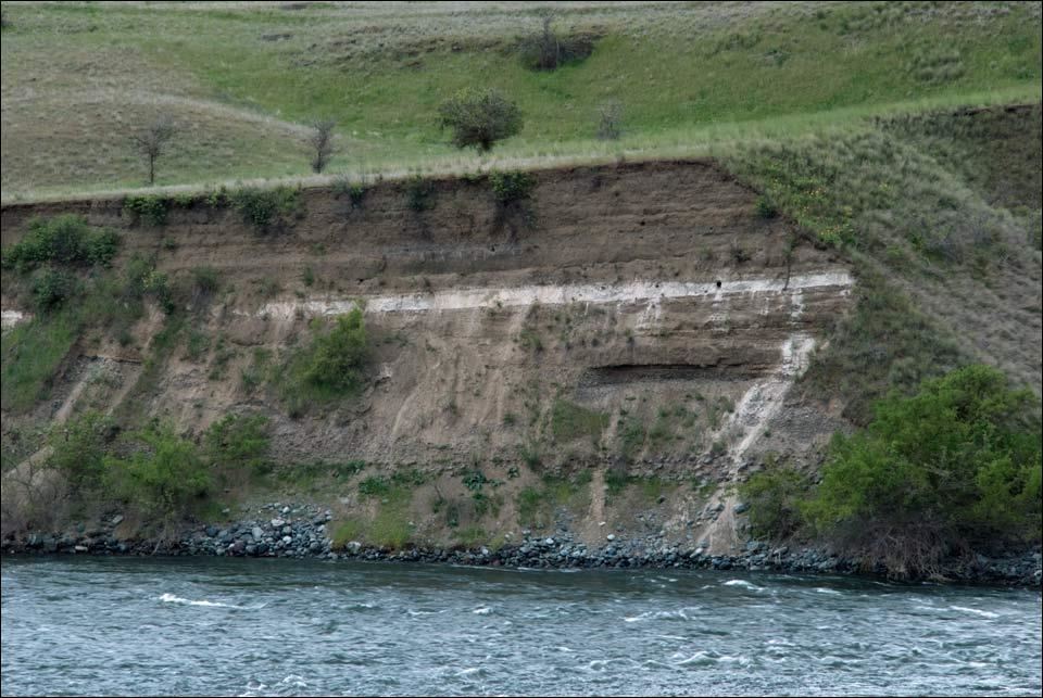 Mazama-Ash-Snake-River
