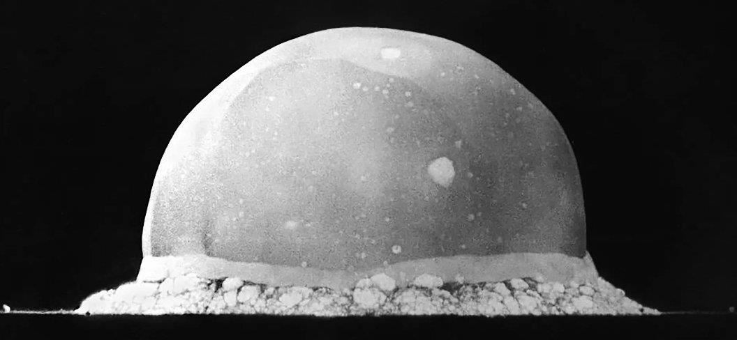 nuclear_bomb_explosion1